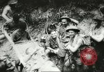 Image Australien blessé soldats au front pendant Seconde Guerre Mondiale Kokoda Nouvelle Guinée, 1942, de la seconde 45 séquences d'archives historiques vidéo 65675059615