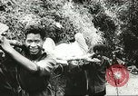 Image Australien blessé soldats au front pendant Seconde Guerre Mondiale Kokoda Nouvelle Guinée, 1942, de la seconde 59 séquences d'archives historiques vidéo 65675059615