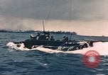 Standbild Vereinigten Staaten Marines Peleliu Palau Inseln, 1944, aus Sekunde 35 historischem Filmmaterial Videoclip 65675059646