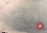 Standbild Vereinigten Staaten Marines Peleliu Palau Inseln, 1944, aus Sekunde 50 historischem Filmmaterial Videoclip 65675059646