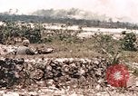 Standbild Vereinigten Staaten Marines Peleliu Palau Inseln, 1945, aus Sekunde 16 historischem Filmmaterial Videoclip 65675059647