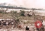 Standbild Vereinigten Staaten Marines Peleliu Palau Inseln, 1945, aus Sekunde 18 historischem Filmmaterial Videoclip 65675059647
