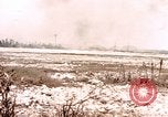 Standbild Vereinigten Staaten Marines Peleliu Palau Inseln, 1945, aus Sekunde 22 historischem Filmmaterial Videoclip 65675059647