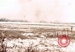 Standbild Vereinigten Staaten Marines Peleliu Palau Inseln, 1945, aus Sekunde 23 historischem Filmmaterial Videoclip 65675059647