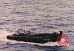 Standbild Segler in Higgins Boot von USS Cambria Pazifik, 1944, aus Sekunde 8 historischem Filmmaterial Videoclip 65675059653