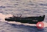 Standbild Segler in Higgins Boot von USS Cambria Pazifik, 1944, aus Sekunde 11 historischem Filmmaterial Videoclip 65675059653