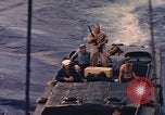 Standbild Segler in Higgins Boot von USS Cambria Pazifik, 1944, aus Sekunde 19 historischem Filmmaterial Videoclip 65675059653