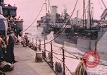 Standbild Segler in Higgins Boot von USS Cambria Pazifik, 1944, aus Sekunde 34 historischem Filmmaterial Videoclip 65675059653