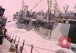 Standbild Segler in Higgins Boot von USS Cambria Pazifik, 1944, aus Sekunde 53 historischem Filmmaterial Videoclip 65675059653