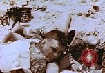 Standbild Vereinigten Staaten Marines Saipan Nördliche Marianen, 1944, aus Sekunde 30 historischem Filmmaterial Videoclip 65675059654