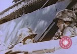 Standbild Vereinigten Staaten Marines im Kampf auf Saipan Saipan Nördliche Marianen, 1944, aus Sekunde 9 historischem Filmmaterial Videoclip 65675059655