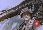 Standbild Vereinigten Staaten Marines im Kampf auf Saipan Saipan Nördliche Marianen, 1944, aus Sekunde 11 historischem Filmmaterial Videoclip 65675059655