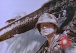 Standbild Vereinigten Staaten Marines im Kampf auf Saipan Saipan Nördliche Marianen, 1944, aus Sekunde 15 historischem Filmmaterial Videoclip 65675059655