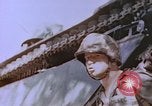 Standbild Vereinigten Staaten Marines im Kampf auf Saipan Saipan Nördliche Marianen, 1944, aus Sekunde 16 historischem Filmmaterial Videoclip 65675059655