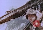 Standbild Vereinigten Staaten Marines im Kampf auf Saipan Saipan Nördliche Marianen, 1944, aus Sekunde 17 historischem Filmmaterial Videoclip 65675059655