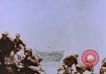 Standbild Vereinigten Staaten Marines im Kampf auf Saipan Saipan Nördliche Marianen, 1944, aus Sekunde 30 historischem Filmmaterial Videoclip 65675059655