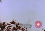 Standbild Vereinigten Staaten Marines im Kampf auf Saipan Saipan Nördliche Marianen, 1944, aus Sekunde 36 historischem Filmmaterial Videoclip 65675059655