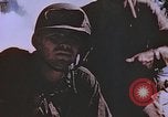 Standbild Vereinigten Staaten Marines im Kampf auf Saipan Saipan Nördliche Marianen, 1944, aus Sekunde 47 historischem Filmmaterial Videoclip 65675059655