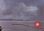 Standbild Vereinigten Staaten Marines im Kampf auf Saipan Saipan Nördliche Marianen, 1944, aus Sekunde 54 historischem Filmmaterial Videoclip 65675059655