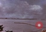 Standbild Vereinigten Staaten Marines im Kampf auf Saipan Saipan Nördliche Marianen, 1944, aus Sekunde 61 historischem Filmmaterial Videoclip 65675059655