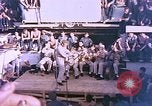 Image Le Capitaine de corvette Eddie Peabody et la troupe de divertir les marins Ulithi Îles Caroline, 1944, de la seconde 9 séquences d'archives historiques vidéo 65675059677