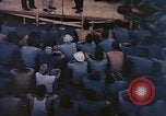 Image Le Capitaine de corvette Eddie Peabody et la troupe de divertir les marins Ulithi Îles Caroline, 1944, de la seconde 38 séquences d'archives historiques vidéo 65675059677