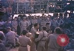 Image marins jouant des instruments Océan Pacifique, 1944, de la seconde 12 séquences d'archives historiques vidéo 65675059679