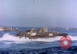 Image flotte des Etats-Unis Océan Pacifique, 1945, de la seconde 56 séquences d'archives historiques vidéo 65675059693