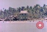 Image États-Unis 27e Division d'infanterie Makin Island Kiribati Islands, 1943, de la seconde 44 séquences d'archives historiques vidéo 65675059698