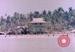 Image États-Unis 27e Division d'infanterie Makin Island Kiribati Islands, 1943, de la seconde 53 séquences d'archives historiques vidéo 65675059698
