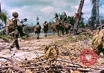 Image États-Unis 27e Division d'infanterie Makin Island Kiribati Islands, 1943, de la seconde 8 séquences d'archives historiques vidéo 65675059699