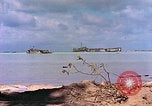 Image États-Unis 27e Division d'infanterie Makin Island Kiribati Islands, 1943, de la seconde 31 séquences d'archives historiques vidéo 65675059699