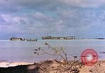 Image États-Unis 27e Division d'infanterie Makin Island Kiribati Islands, 1943, de la seconde 60 séquences d'archives historiques vidéo 65675059699