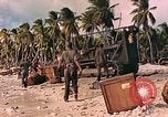 Image Landing Ship mécanisé Makin Island Kiribati Islands, 1943, de la seconde 3 séquences d'archives historiques vidéo 65675059700
