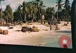 Image Landing Ship mécanisé Makin Island Kiribati Islands, 1943, de la seconde 12 séquences d'archives historiques vidéo 65675059700