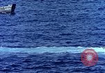 Standbild Landing Vehicle Tracked Pazifik, 1945, aus Sekunde 13 historischem Filmmaterial Videoclip 65675059724