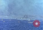 Standbild Landing Vehicle Tracked Pazifik, 1945, aus Sekunde 36 historischem Filmmaterial Videoclip 65675059724