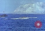 Standbild Landing Vehicle Tracked Pazifik, 1945, aus Sekunde 50 historischem Filmmaterial Videoclip 65675059724