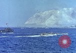 Standbild Landing Vehicle Tracked Pazifik, 1945, aus Sekunde 52 historischem Filmmaterial Videoclip 65675059724