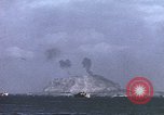 Image péniches de débarquement Iwo Jima, 1945, de la seconde 40 séquences d'archives historiques vidéo 65675059756