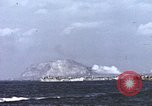 Image péniches de débarquement Iwo Jima, 1945, de la seconde 60 séquences d'archives historiques vidéo 65675059756