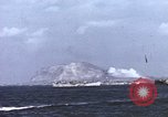 Image péniches de débarquement Iwo Jima, 1945, de la seconde 61 séquences d'archives historiques vidéo 65675059756