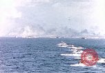 Standbild Landung Handwerk Iwo Jima, 1945, aus Sekunde 4 historischem Filmmaterial Videoclip 65675059776