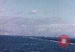 Standbild Landung Handwerk Iwo Jima, 1945, aus Sekunde 50 historischem Filmmaterial Videoclip 65675059776