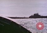 Standbild Kapitulation der japanischen U-Boot I-400 Boot 5231 Pazifik, 1945, aus Sekunde 29 historischem Filmmaterial Videoclip 65675059789