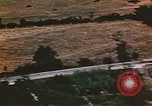 Standbild rail road track Italien, 1944, aus Sekunde 18 historischem Filmmaterial Videoclip 65675059797