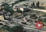 Standbild rail road track Italien, 1944, aus Sekunde 20 historischem Filmmaterial Videoclip 65675059797