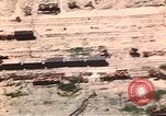 Standbild rail road track Italien, 1944, aus Sekunde 50 historischem Filmmaterial Videoclip 65675059797