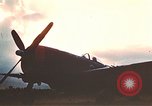 Standbild P-47 Flugzeuge Korsika Frankreich, 1944, aus Sekunde 25 historischem Filmmaterial Videoclip 65675059799