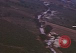 Standbild strafing Lkw Italien, 1944, aus Sekunde 24 historischem Filmmaterial Videoclip 65675059810